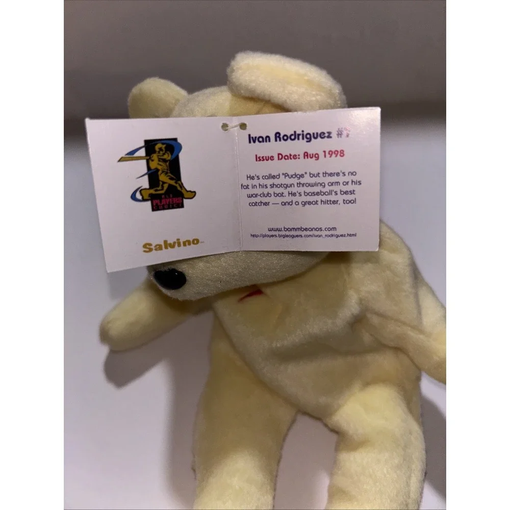 SALVINO'S BAMM BEANO'S COLLECTIBLE PLUSH BEANIE IVAN RODRIGUEZ 7 NWT 7.5